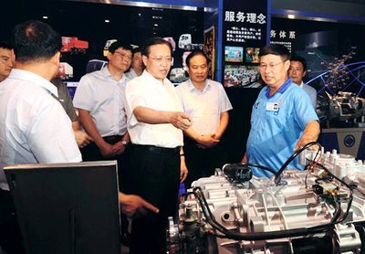 發(fā)改委副主任林念修蒞臨法士特調(diào)研 中國(guó)重型車(chē)網(wǎng)--傳播卡車(chē)文化 關(guān)注卡車(chē)生活